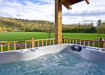 Kingfisher Lodge in Glastonbury