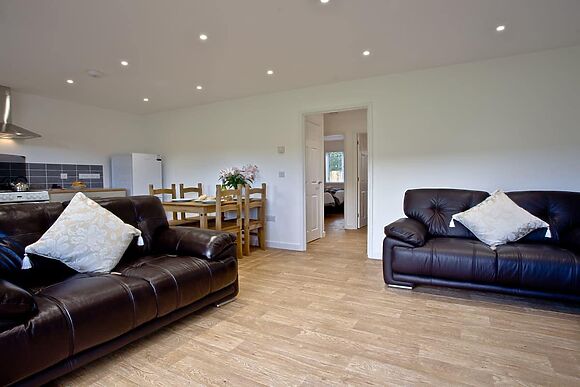 Woodpecker Lodge in Glastonbury