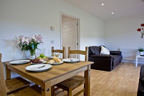 Woodpecker Lodge in Glastonbury