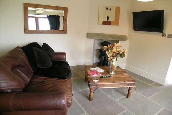 Daisy Cottage in Buckley Green