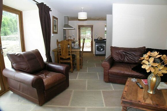 Daisy Cottage in Buckley Green