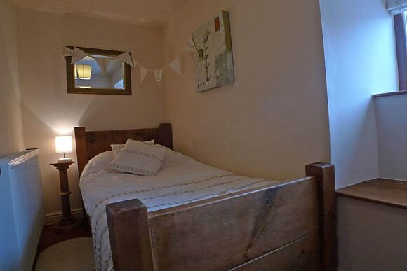 Daisy Cottage in Buckley Green