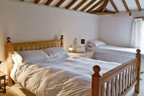 Spring Farm Barn in Grindale