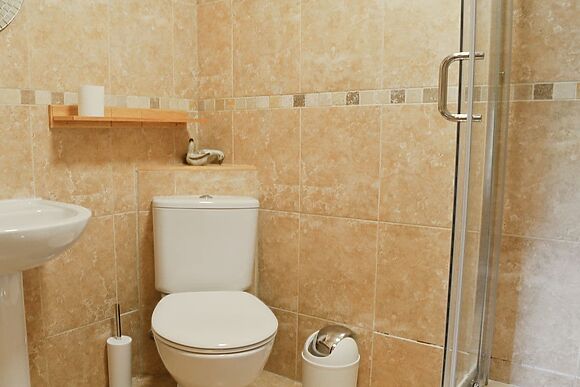 Kingfisher Cottage At Lambley Farm