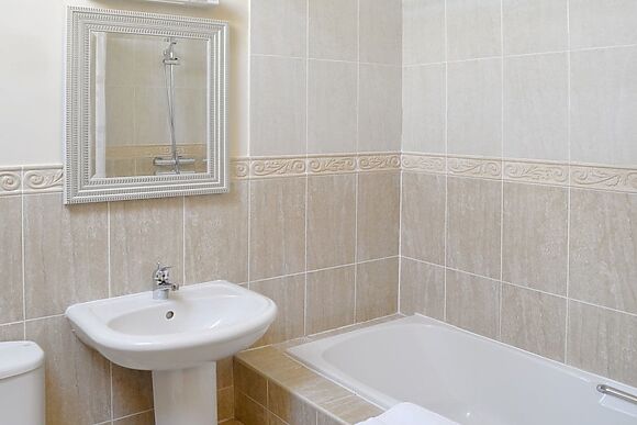 Kingfisher Cottage At Lambley Farm