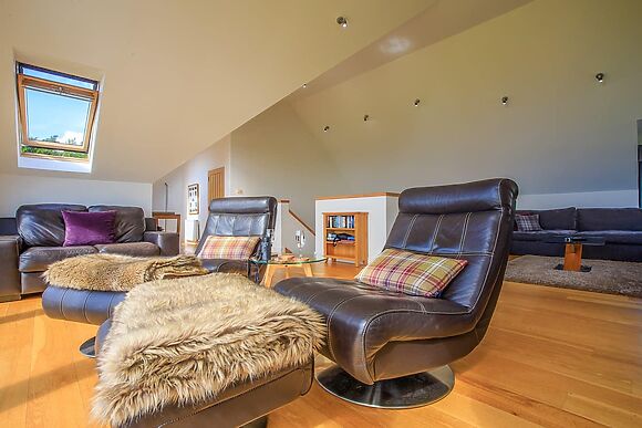 Locholly Lodge