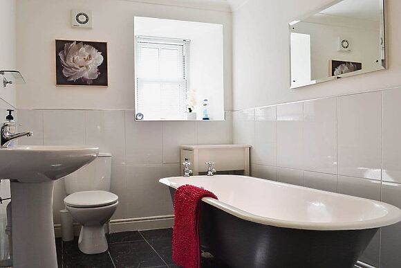 Chestnut Cottage in Kirklandholm