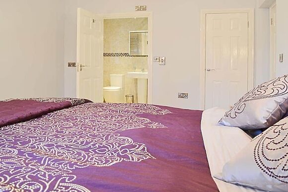 Maes Rheidol at Maesbangor