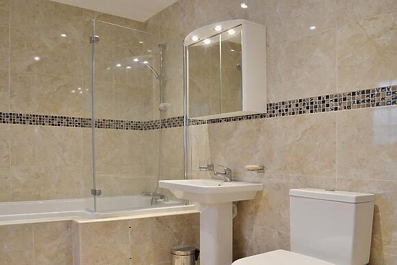 Maes Rheidol at Maesbangor