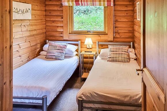 Sunnybank Lodge in Llanfynydd