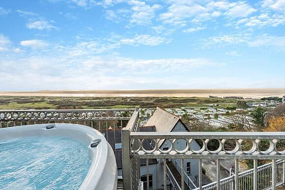 Sea Breeze at Pendine Apartments