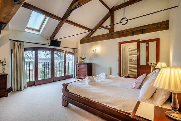 Kestrel Barn at Piggyback Barns