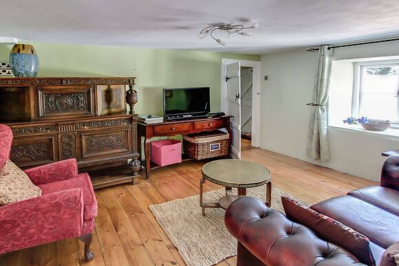 Four Oaks in Bransgore