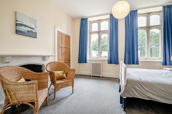 Hooke Court