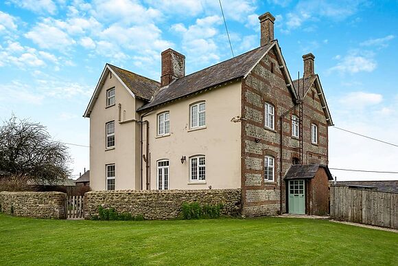 Armswell House in Plush