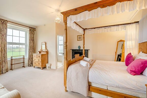 Armswell House in Plush