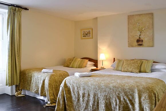 Little Brampton Farmhouse in Clunbury