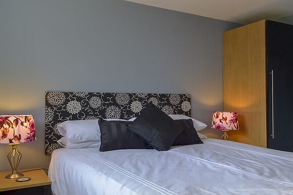 Book Online - Hoseasons