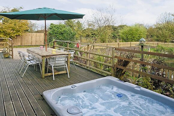 Hidden Garden Cottage in Wainfleet