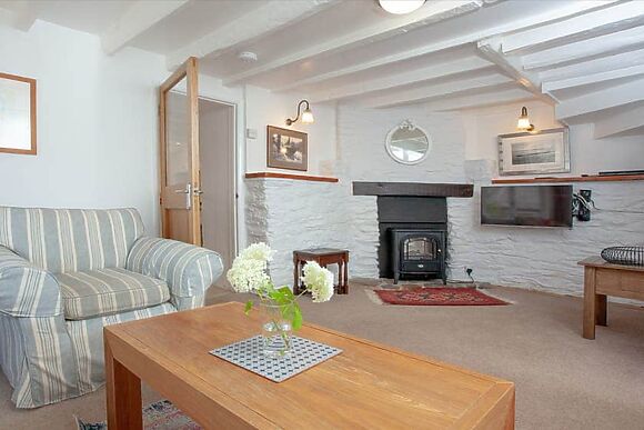 1 Castle Cottage