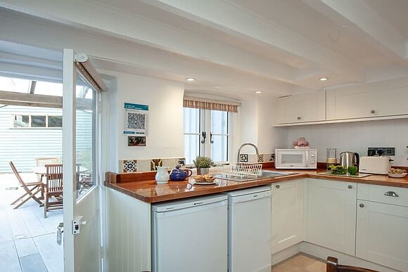 1 Castle Cottage