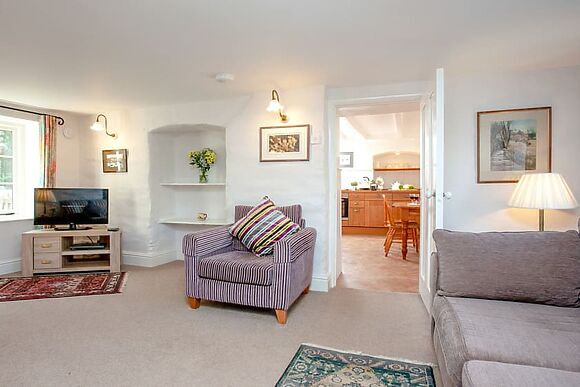 3 Castle Cottage