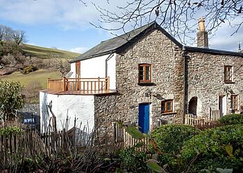 4 Castle Cottage