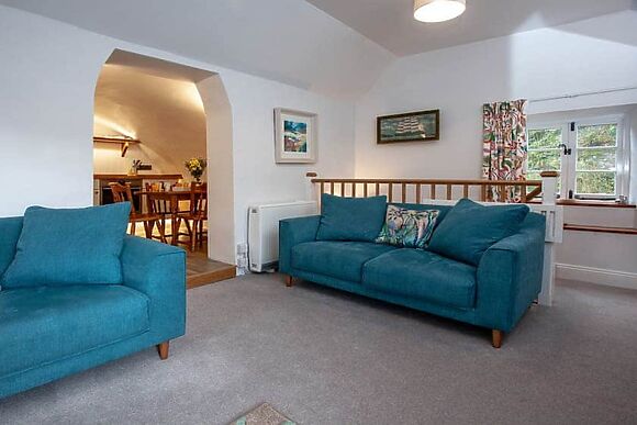 4 Castle Cottage