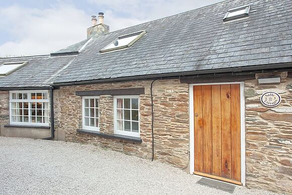 2 Salle Cottage