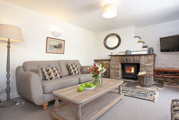 2 Salle Cottage