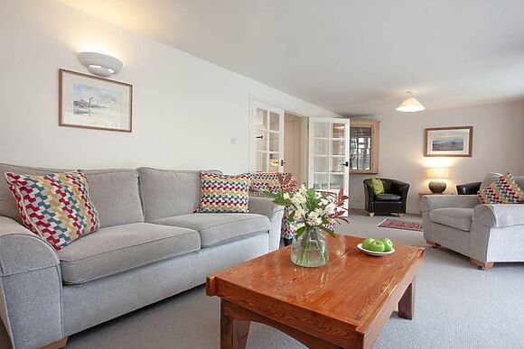 3 Salle Cottage
