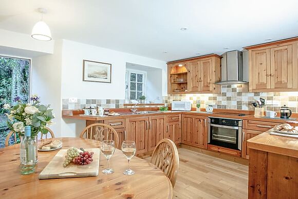 Milbourne Cottage At Tuckenhay Mill