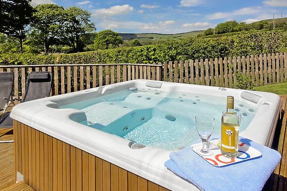 Ash Lodge at Lon Lodges