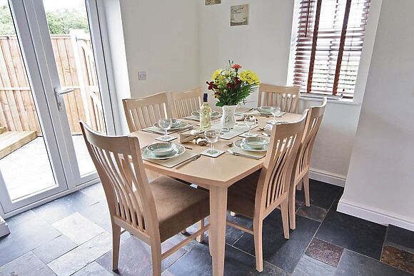 Ty Ffynnon in Llanon