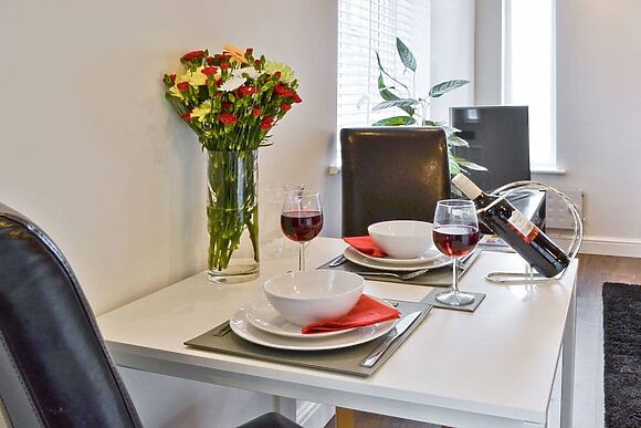 Oswald Lodge in Llanon