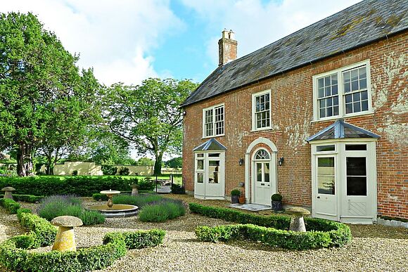Sleeps 16