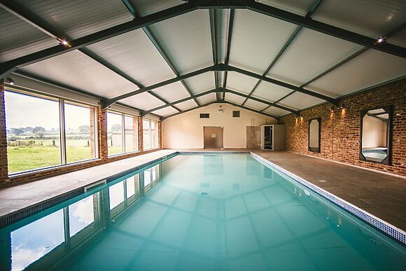 Sleeps 16