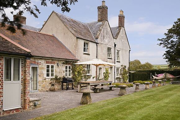 Sleeps 16