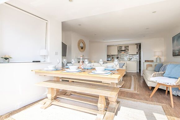 Coast View Apartment
