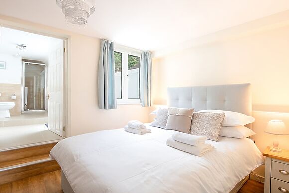 Coast View Apartment