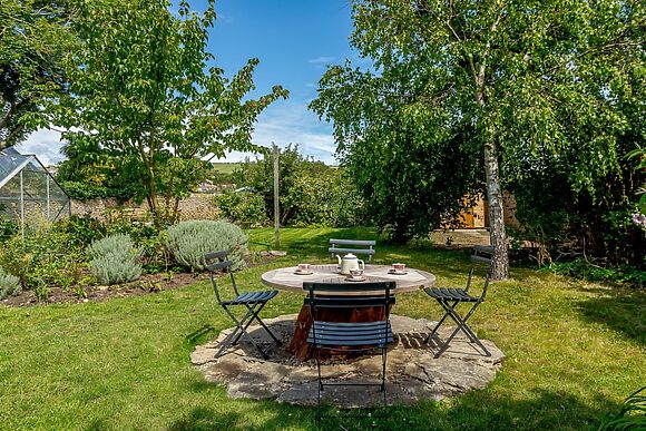 The Retreat At Bradstock Cottages