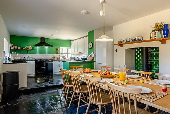 The Retreat At Bradstock Cottages