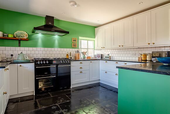 The Retreat At Bradstock Cottages