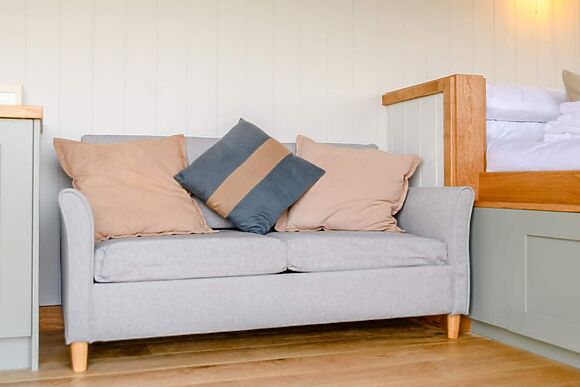 Shepherds Hut Retreat in Alderbury