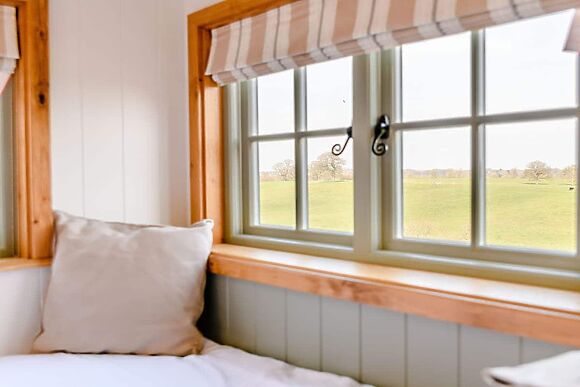 Shepherds Hut Retreat in Alderbury