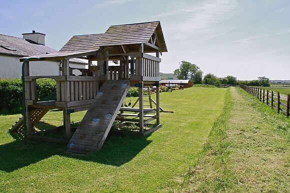 Bwthyn Onnen in Ystrad Meurig