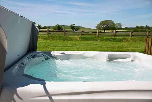 Bwthyn Derwen in Ystrad Meurig