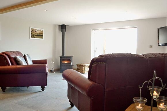 Bwthyn Y Mynach in Nantgaredig