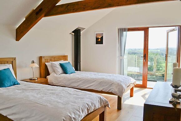 Bwthyn Y Mynach in Nantgaredig