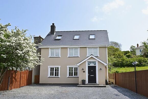Oswald House in Llanon